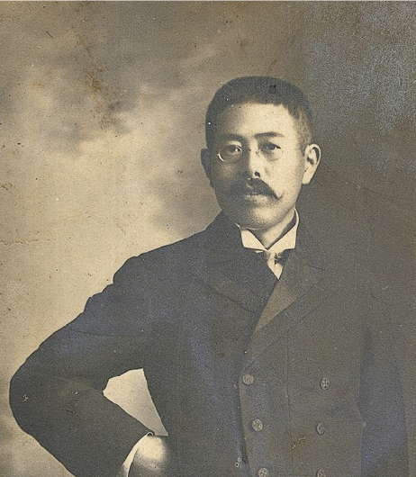 設計者について